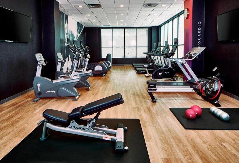 호텔 Courtyard By Marriott Minneapolis West