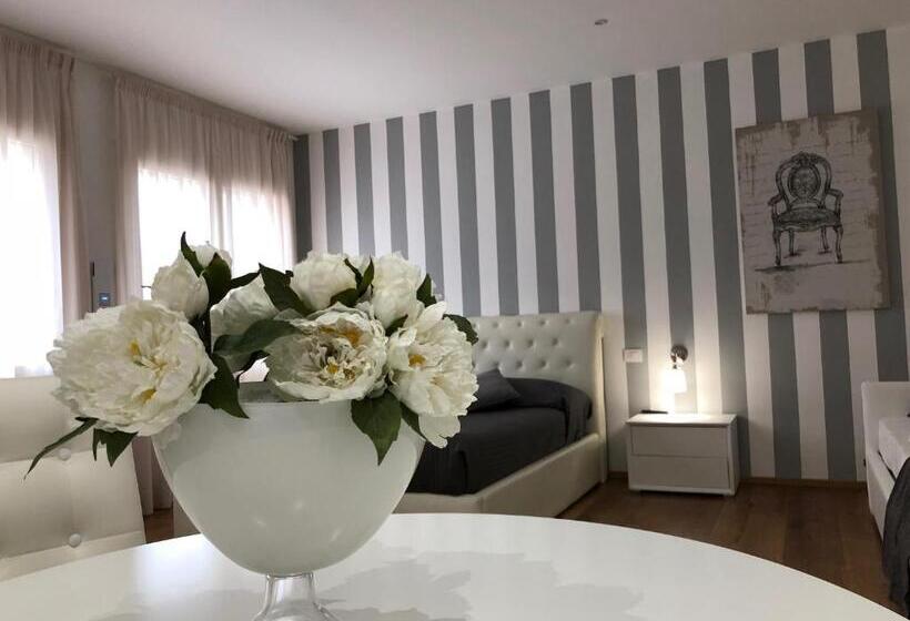 هتل Le Dimore Del Borgo