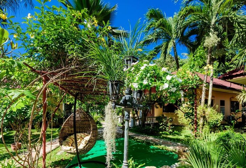 هتل Samui Green Space Resort