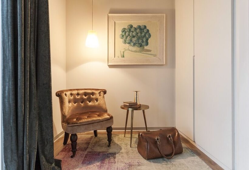 هتل Villa Birdie Boutique  Adults Only