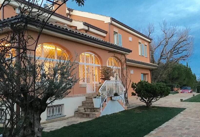 فندق Villa Silvio