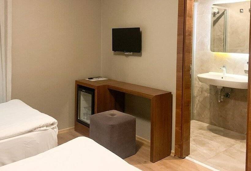 酒店 Reikartz 2017