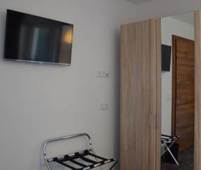 בית מלון כפרי Alpen-appartements Zürcher