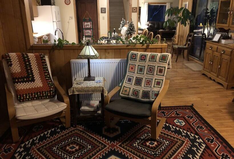 فندق Artha Bed And Breakfast
