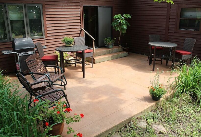 فندق Artha Bed And Breakfast