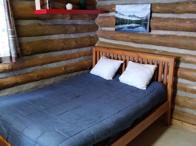 בית מלון כפרי Christina Lake Lodge