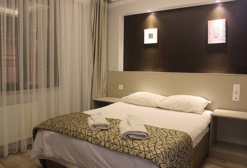 The Corner Inn Hotels By Suit