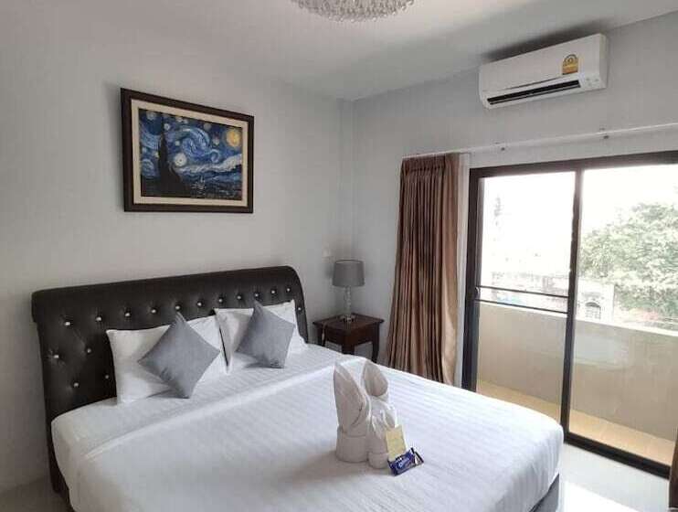 هتل Bann Tawan Hostel Chiang Rai