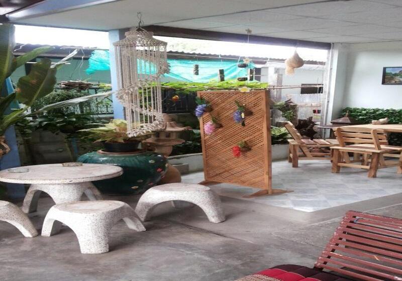 هتل Canaan Guesthouse