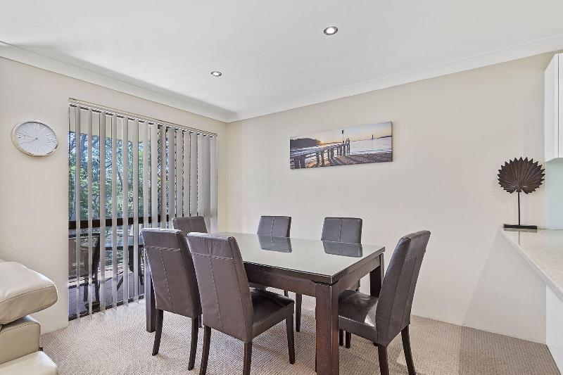 فندق Gowrie Ave, Bay Parklands, Unit 62, 2, Tristani