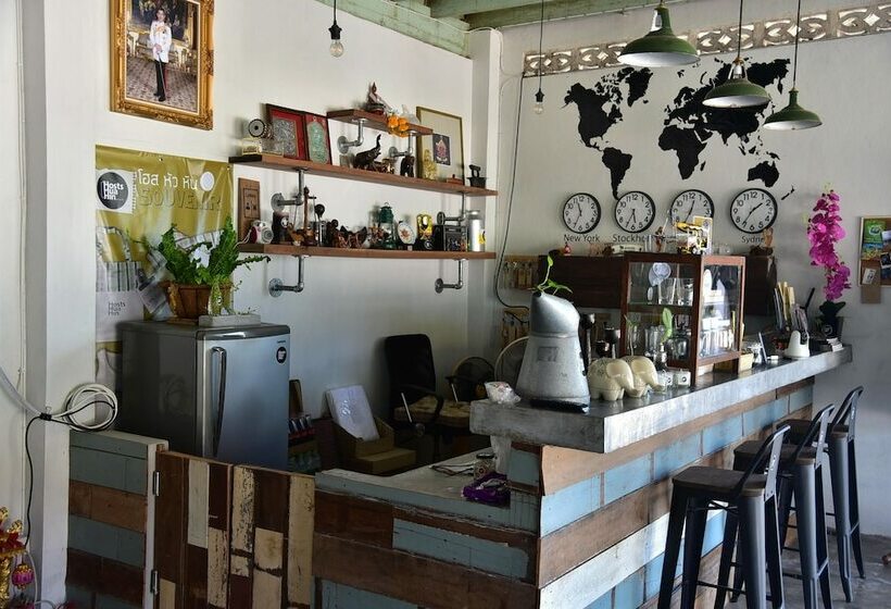 בית מלון כפרי Hosts Huahin   Hostel
