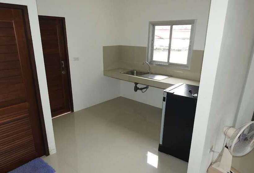 هتل Saparote Hostel