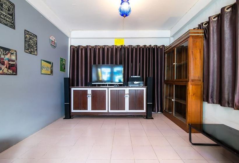 בית מלון כפרי Surf House Hua Hin