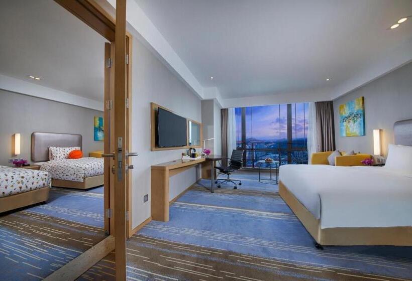 فندق Holiday Inn Express Guian Yungu, An Ihg