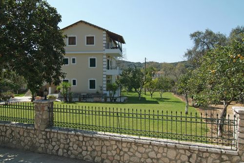 هتل Villa Apollo