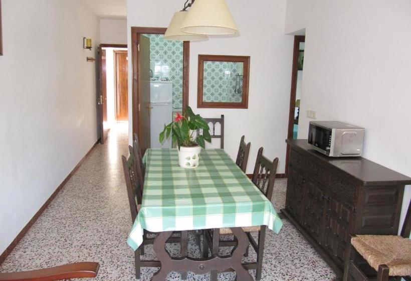 Apartamentos Flomar
