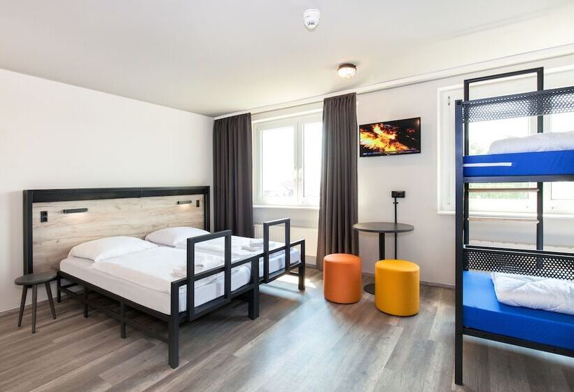 فندق a&o Frankfurt Ostend