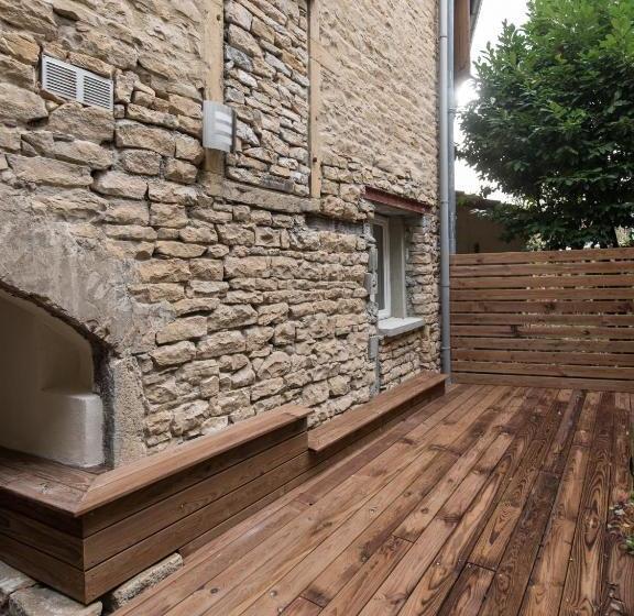 فندق Appart Hôtel Bourgoin