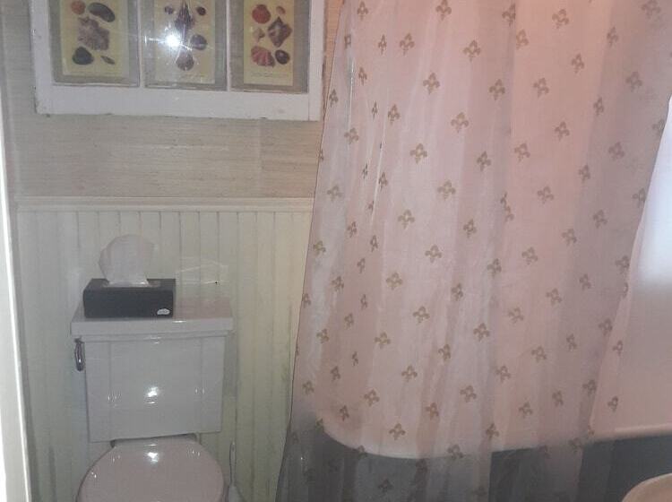 فندق Calais Crossing B&b