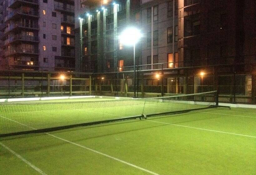 هتل Heritage Apartment