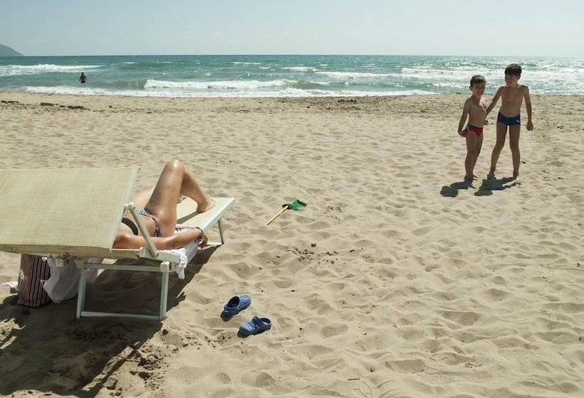 هتل Camping Village Mare Pineta