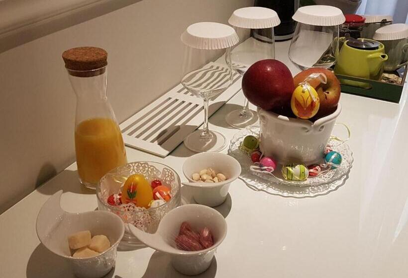 هتل Suite Fontana Di Trevi