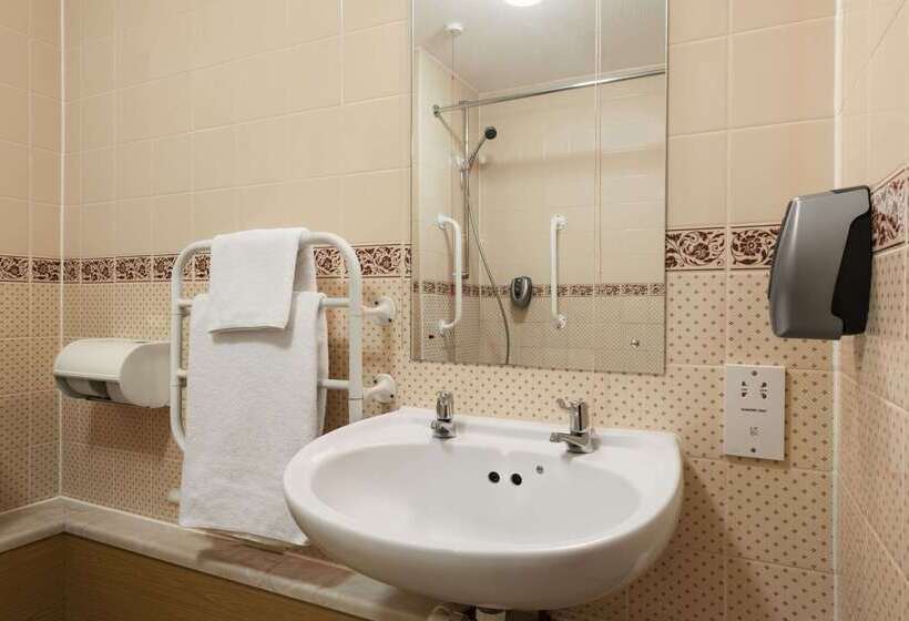 בית מלון כפרי Days Inn Tewkesbury