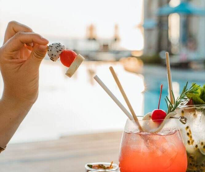 Hotel Devasom Khao Lak Beach Resort & Villas