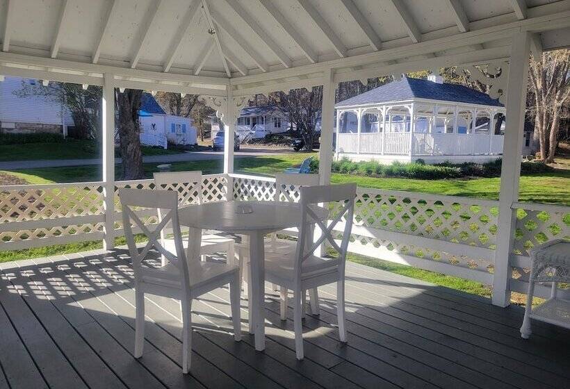 צימר 2 River Road Inn Cottages