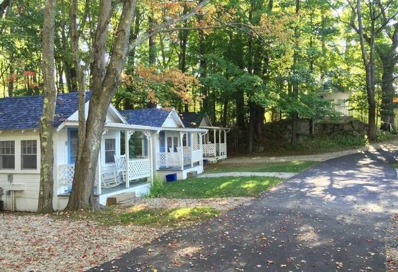 צימר 2 River Road Inn Cottages