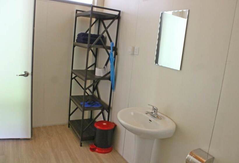 مبيت وإفطار Kiulu Riverside Chalet