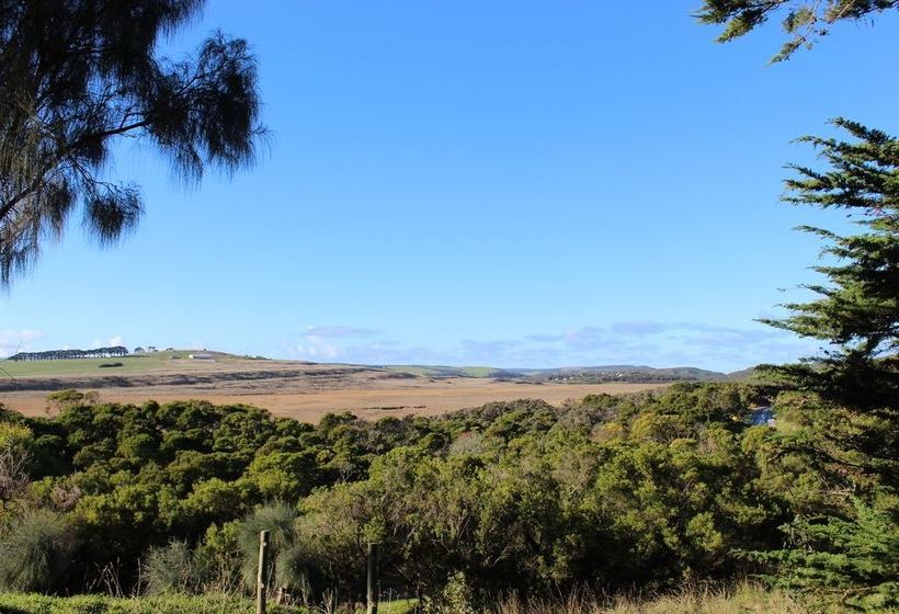 Clifton Beach Lodge