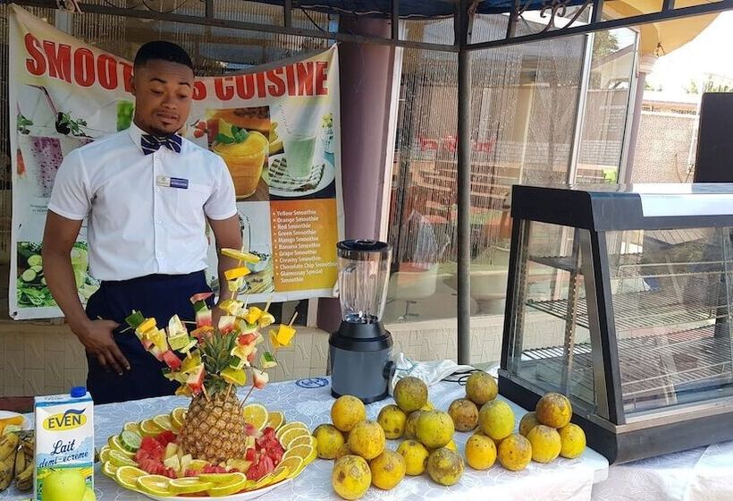 בית מלון כפרי Glamossay