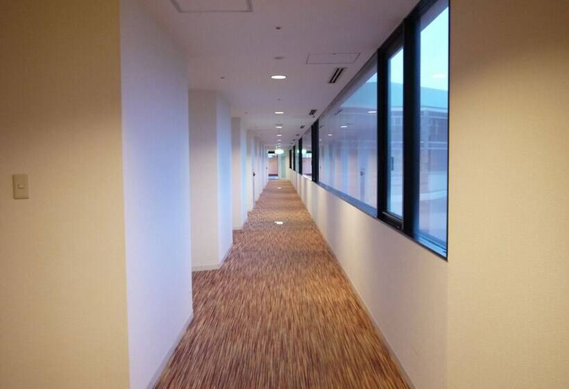 هتل Spring Golf & Art Resort Awaji