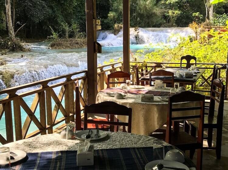 هتل Vanvisa At The Falls