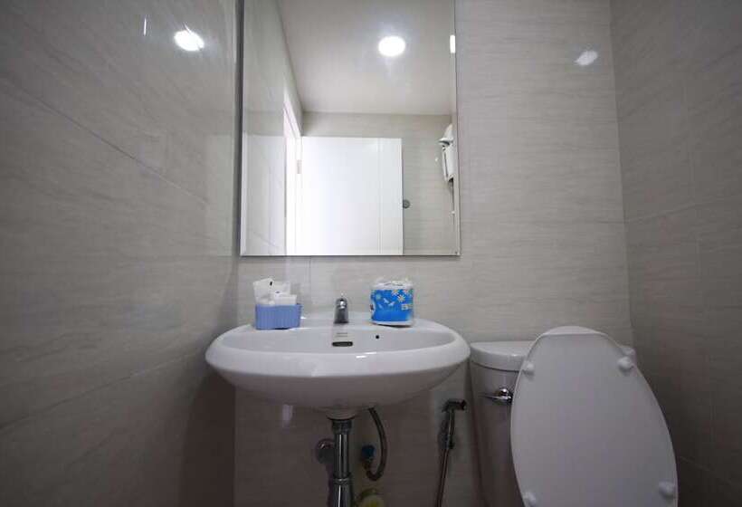 בית מלון כפרי Vimaan Navy Resort