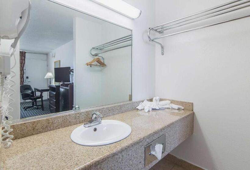 Motel 6liberal, Ks