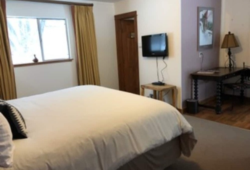 Пансион Redstone Cliffs Lodge
