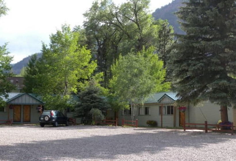 Пансион Redstone Cliffs Lodge