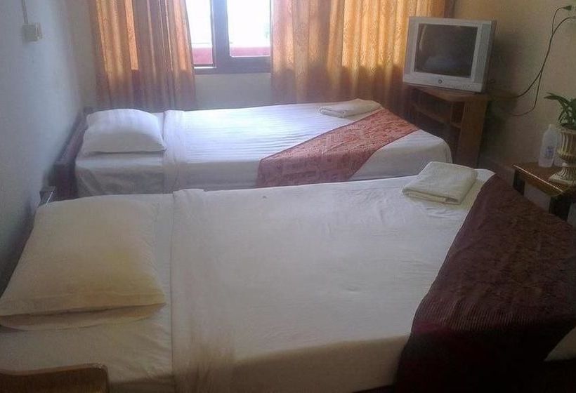 پانسیون Thawee Guesthouse