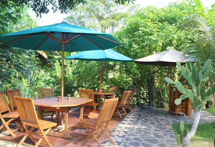 리조트 Avalon Ubud Villas