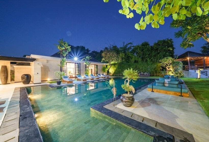 Villa Karishma