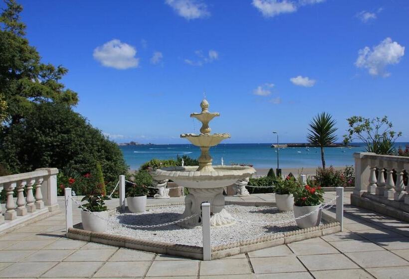 ベッドアンドブレックファースト La Haule Manor