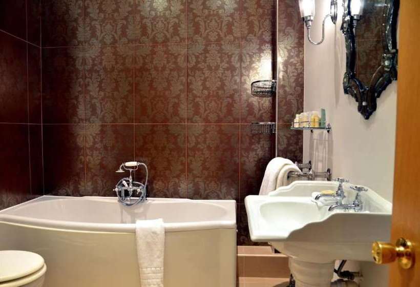 ベッドアンドブレックファースト La Haule Manor