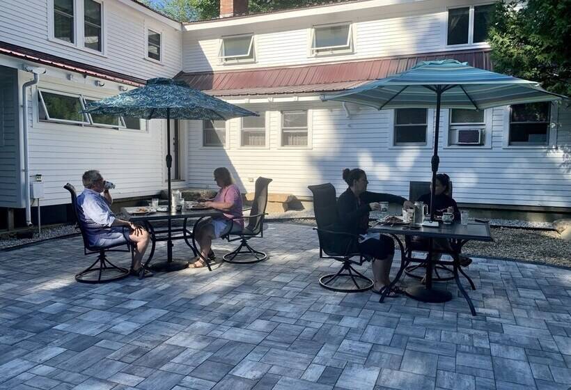 مبيت وإفطار Buttonwood Inn On Mount Surprise