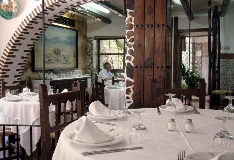 Hostal Emilia