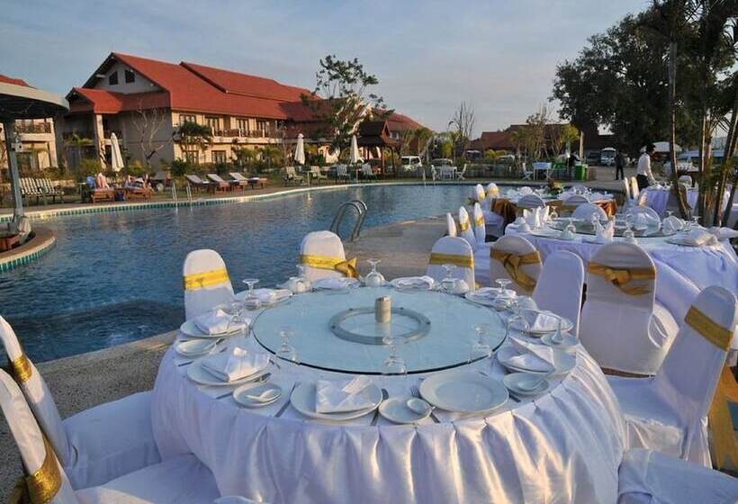 هتل Daosavanh Resort & Spa