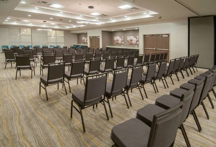בית מלון כפרי Hilton Garden Inn Jackson/clinton
