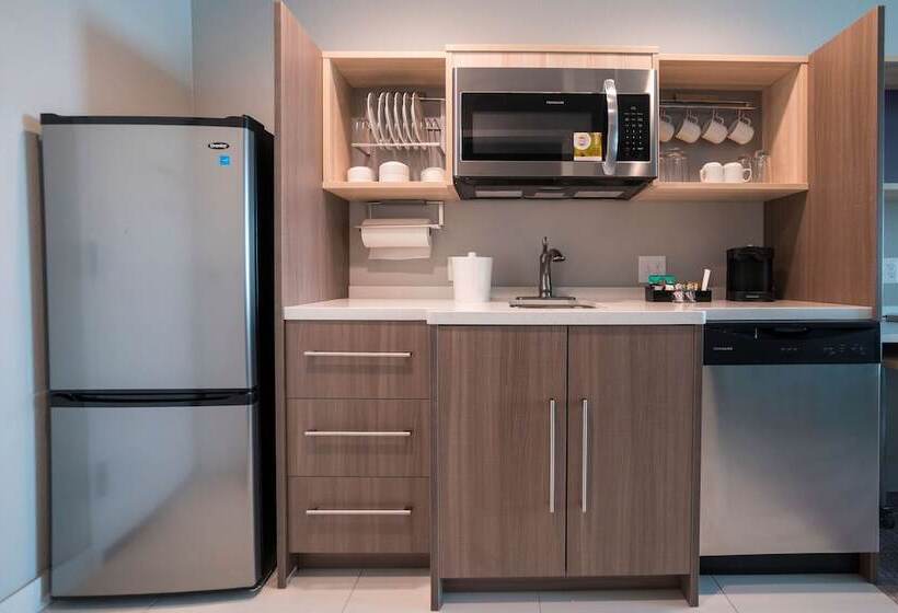 هتل Home2 Suites By Hilton Jackson Flowood Airport Area