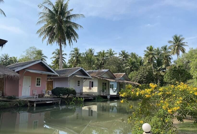 هتل Kalacanal Resort